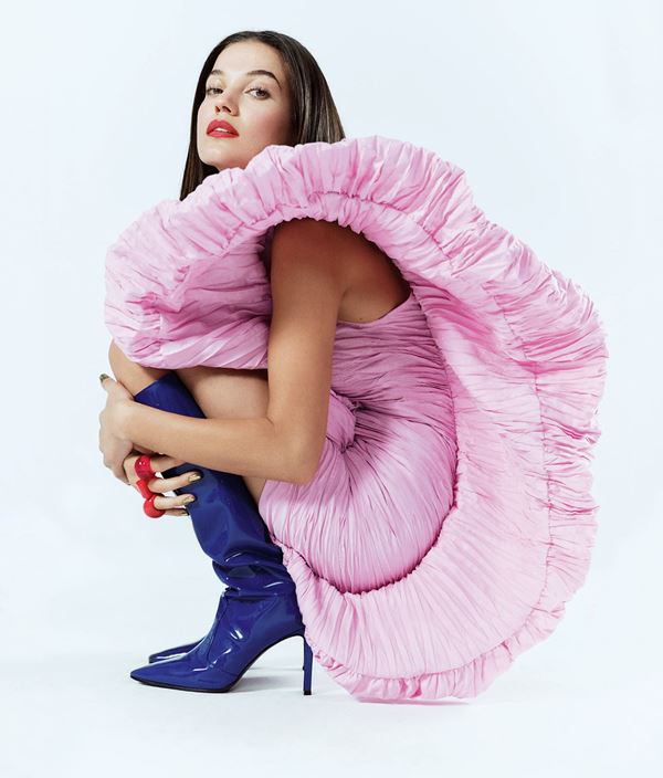 Elle Turkey January '22 x Pınar Deniz  