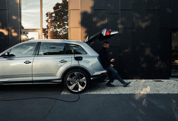 Audi Hybrid Q7  