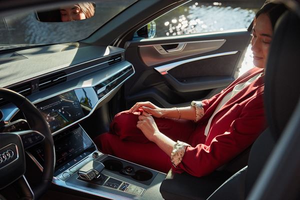 Audi Hybrid A6  