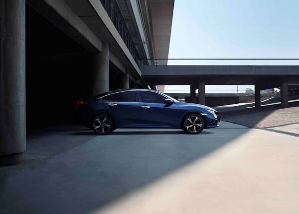 Honda Civic Sedan   