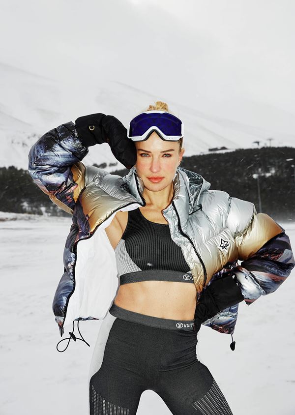 Harper's Bazaar x Burcu Esmersoy  