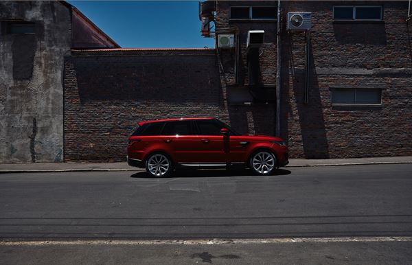 Land Rover  