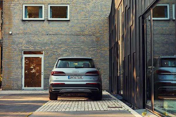 Audi Hybrid Q7  
