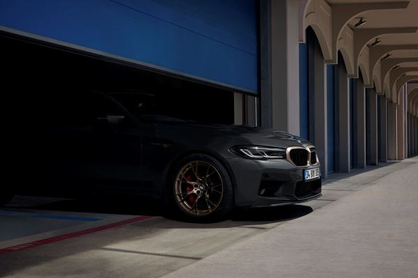 BMW M5 x Cem Bölükbaşı  