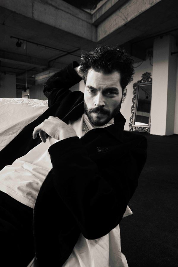 L'Officiel Hommes Turkey x Akın Akınözü  