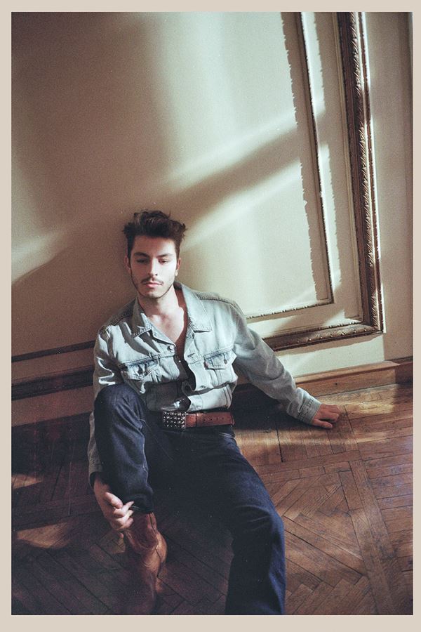 L'Officiel Hommes Summer '22 x Levi's x Boran Kuzum   