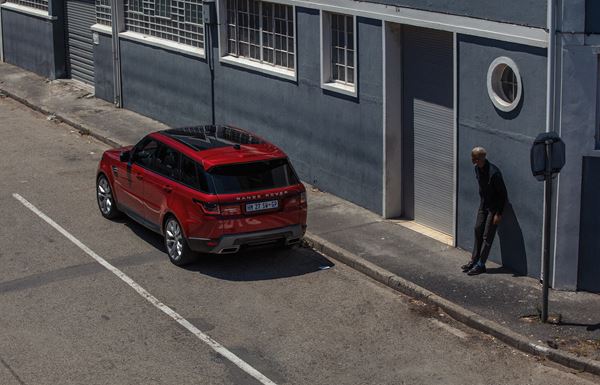 Land Rover  