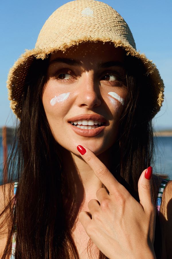 Elle x Hande Erçel  