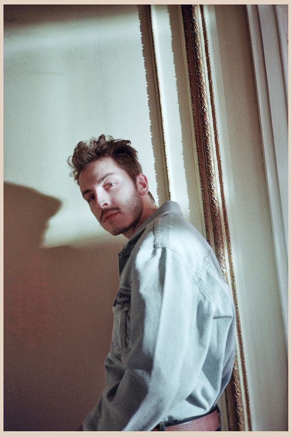 L'Officiel Hommes Summer '22 x Levi's x Boran Kuzum   