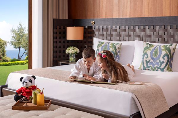Mandarin Oriental Hotel Group 2023  