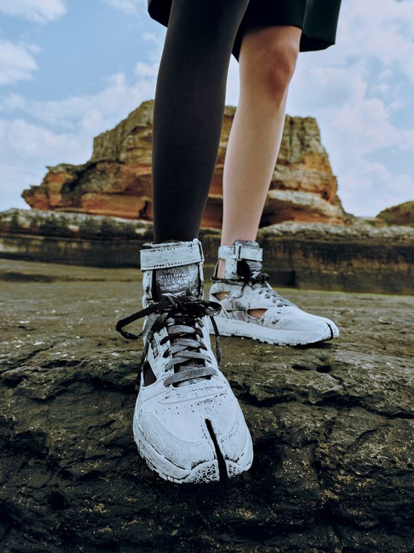 V Magazine Maison Margiela x Reebok  
