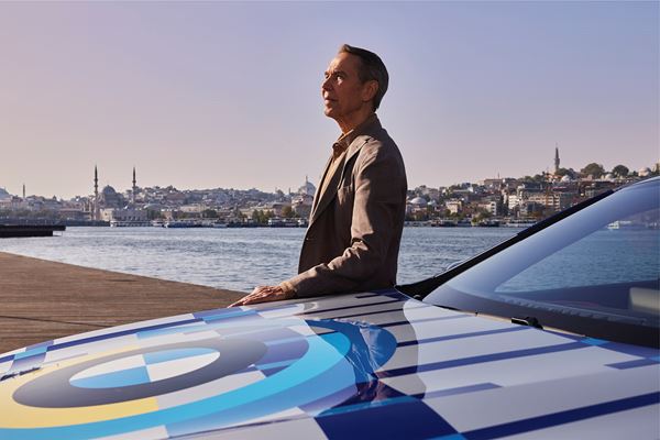 BMW The 8 x Jeff Koons  