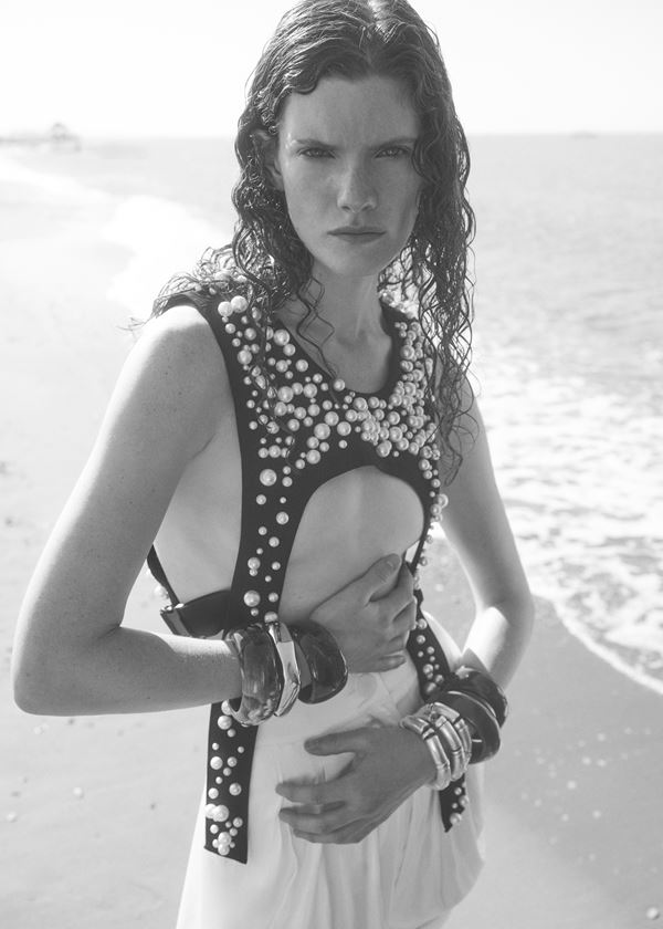Vogue Turkey July '25  