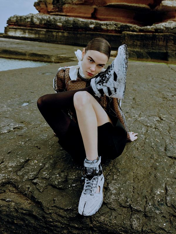 V Magazine Maison Margiela x Reebok  