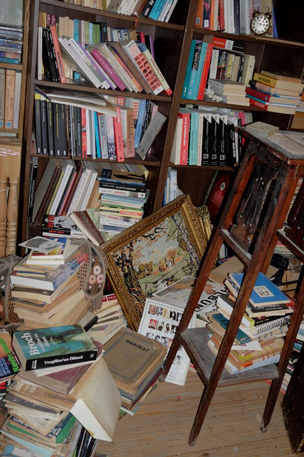 Courier Magazine Heybeli Book Store  